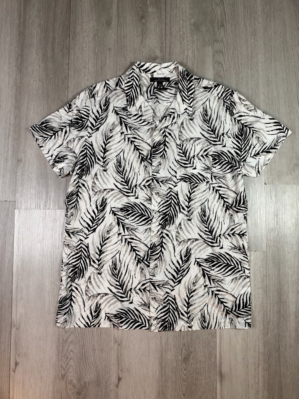 Marc Anthony Slim Fit Button Up Shirt Short Sleeve Hawaiian Tropical Leaf L